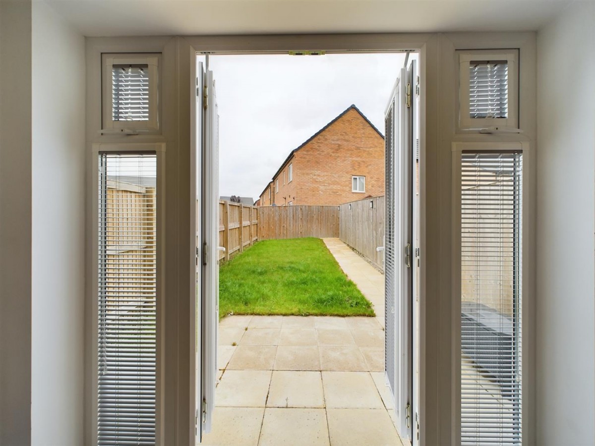 Dixon Mews, Featherstone