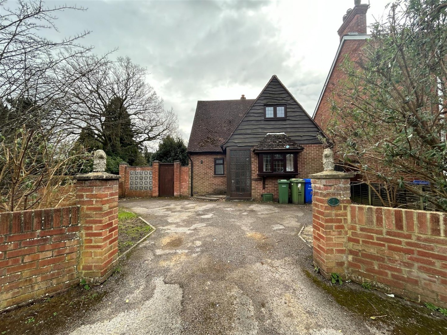 High View Road, Farnborough