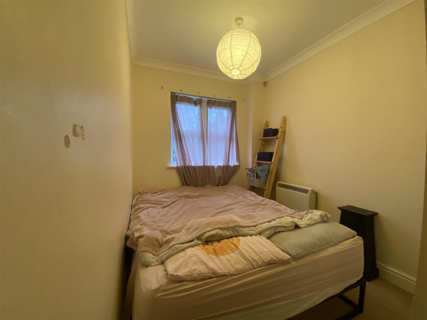 Grosvenor Place, Woking