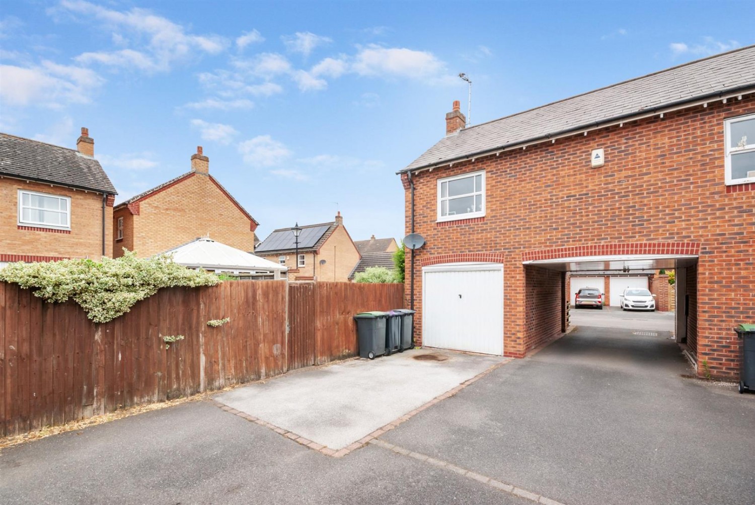 3 bedroom House in Sorrel Road, Witham St. Hughs