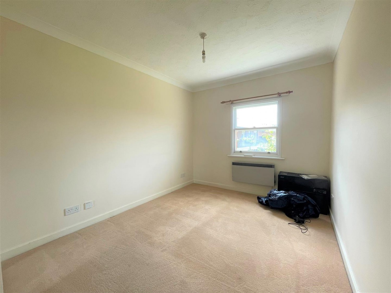 Stratfield House, Birchett Road