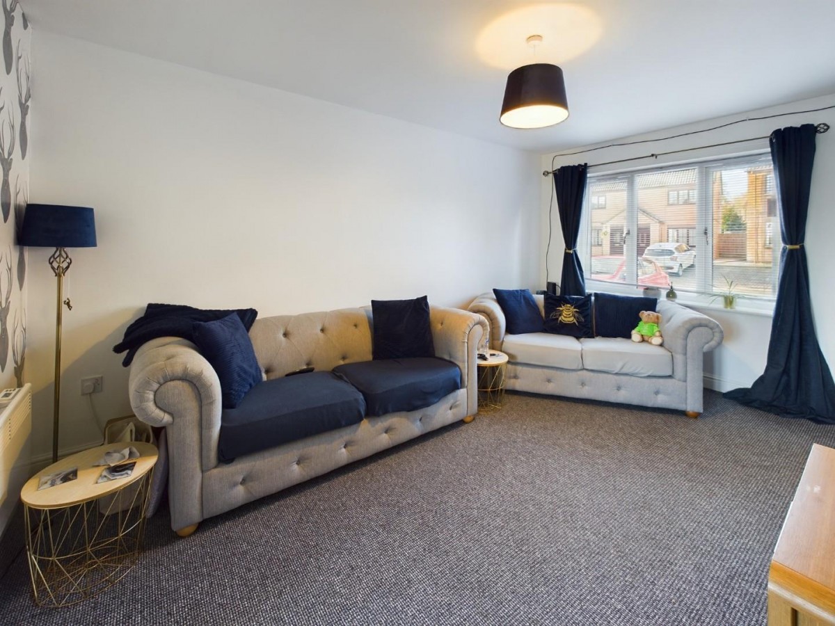 Belton Square, Heighington
