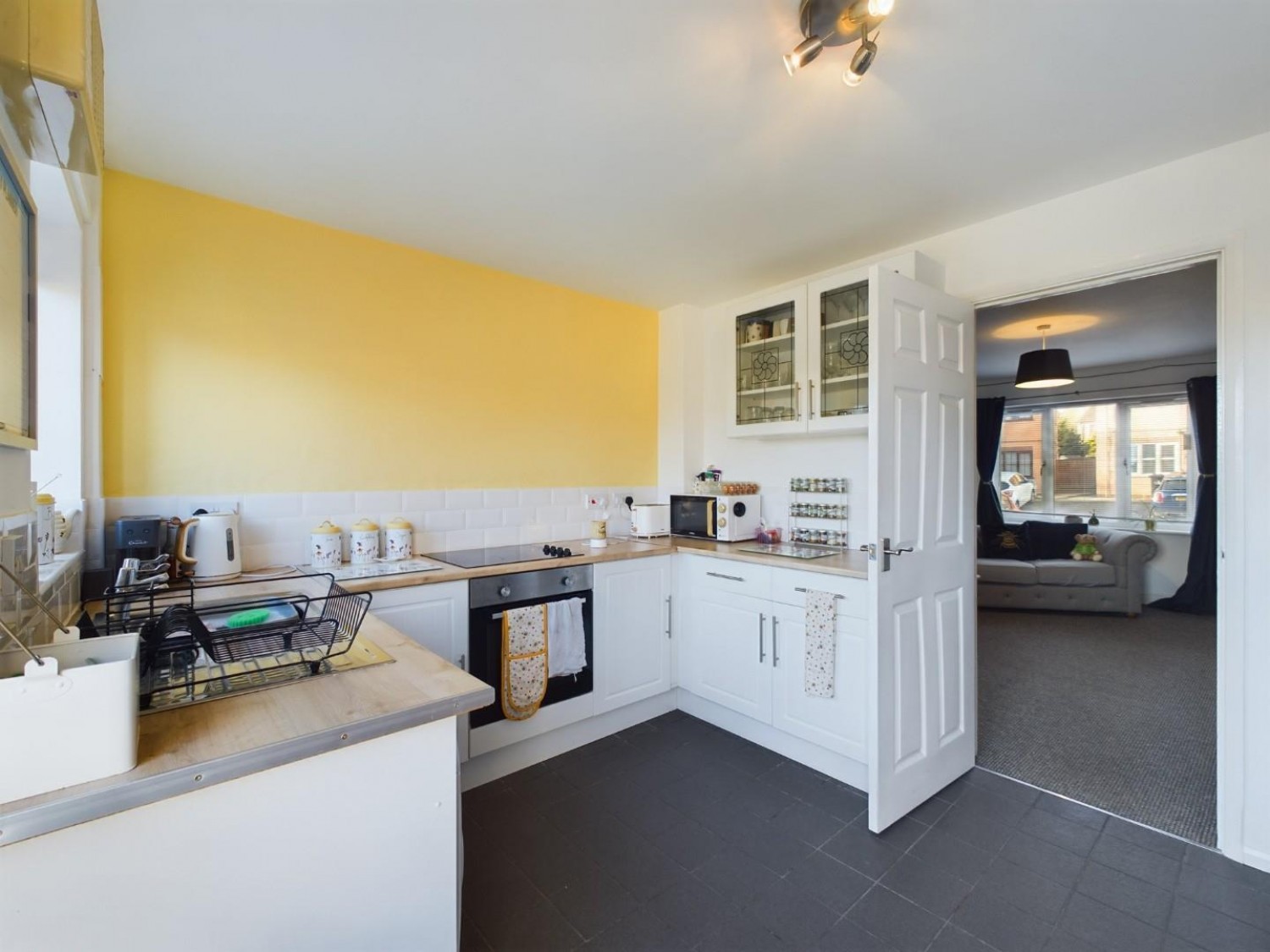 Belton Square, Heighington