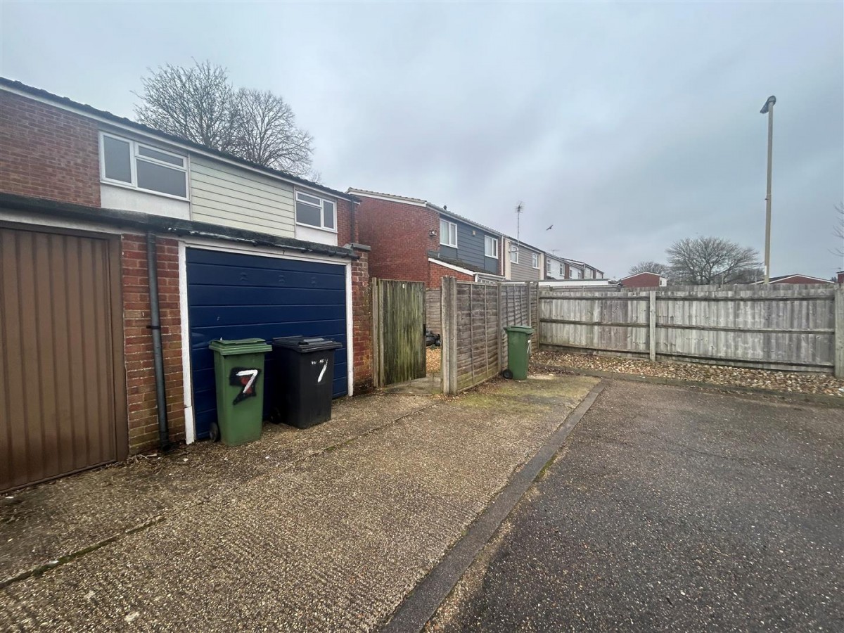 Orkney Close, Basingstoke