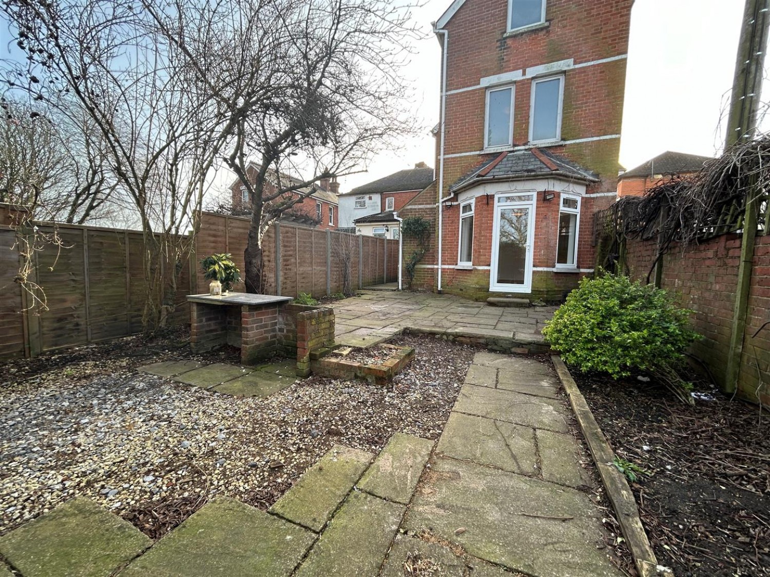 4 bedroom House for Letting Cargate Hill, Aldershot