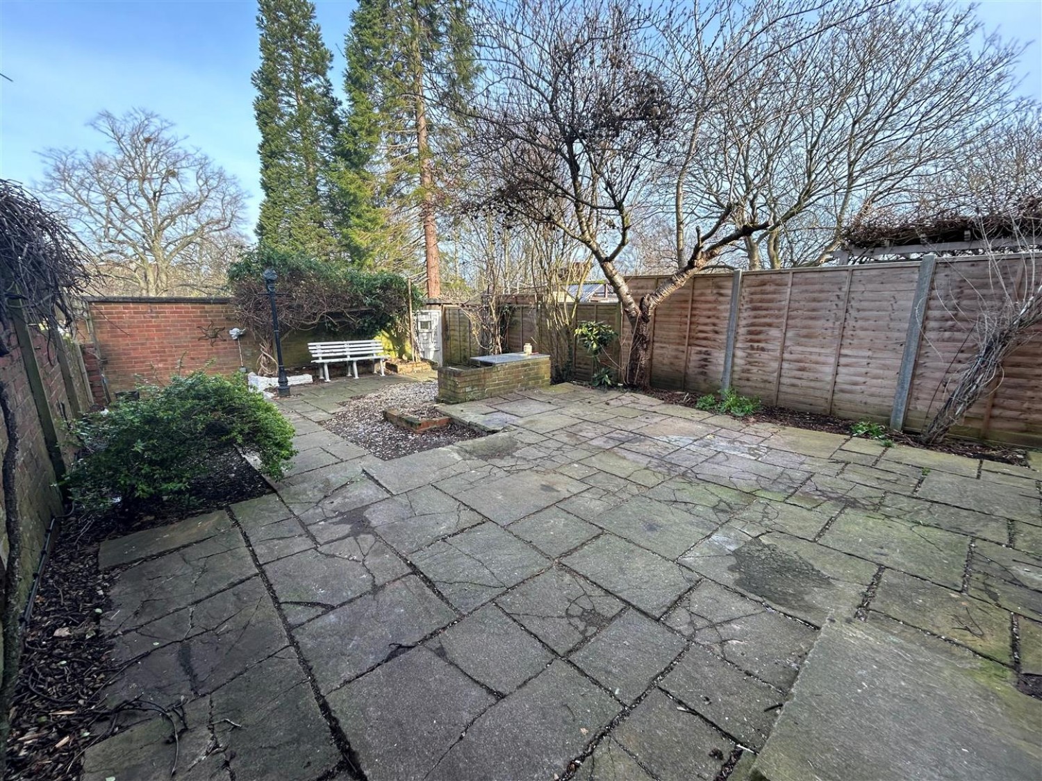 4 bedroom House for Letting Cargate Hill, Aldershot