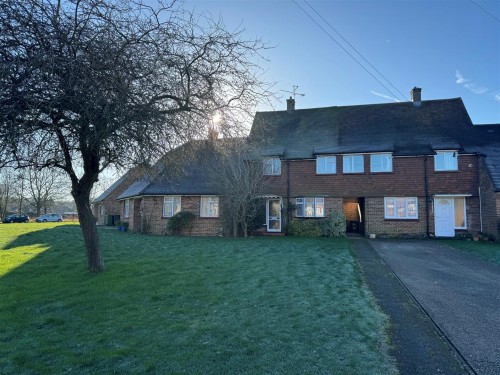 The Cardinals, Farnham