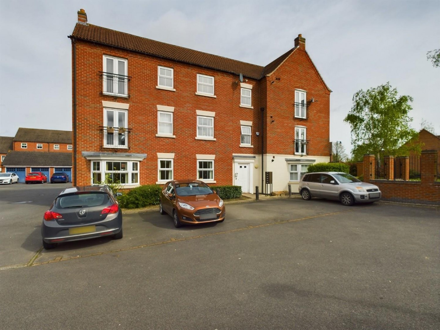 2 bedroom Flat for Letting Moorhen Close, Witham St. Hughs, Lincoln