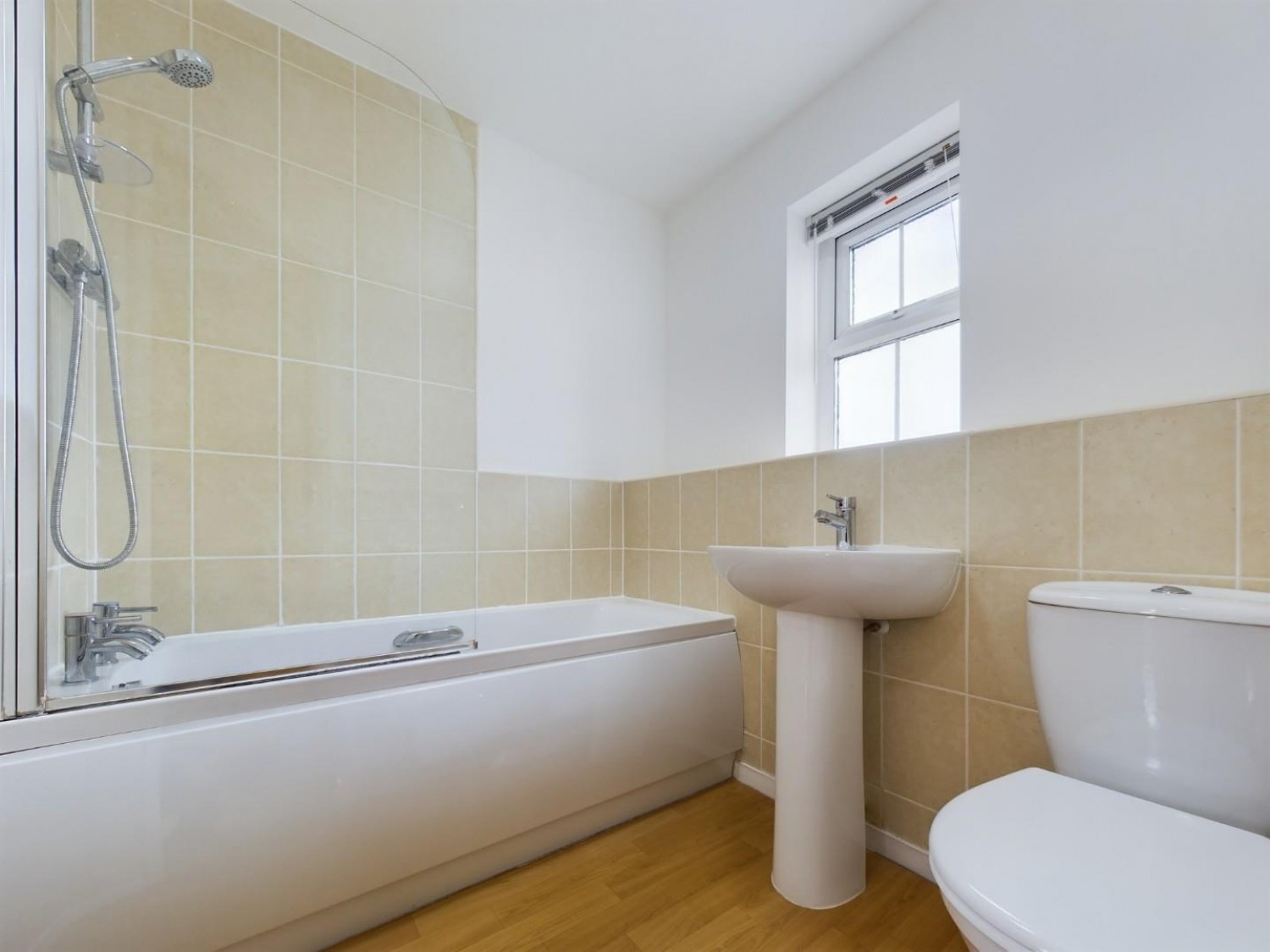2 bedroom Flat for Letting Moorhen Close, Witham St. Hughs, Lincoln
