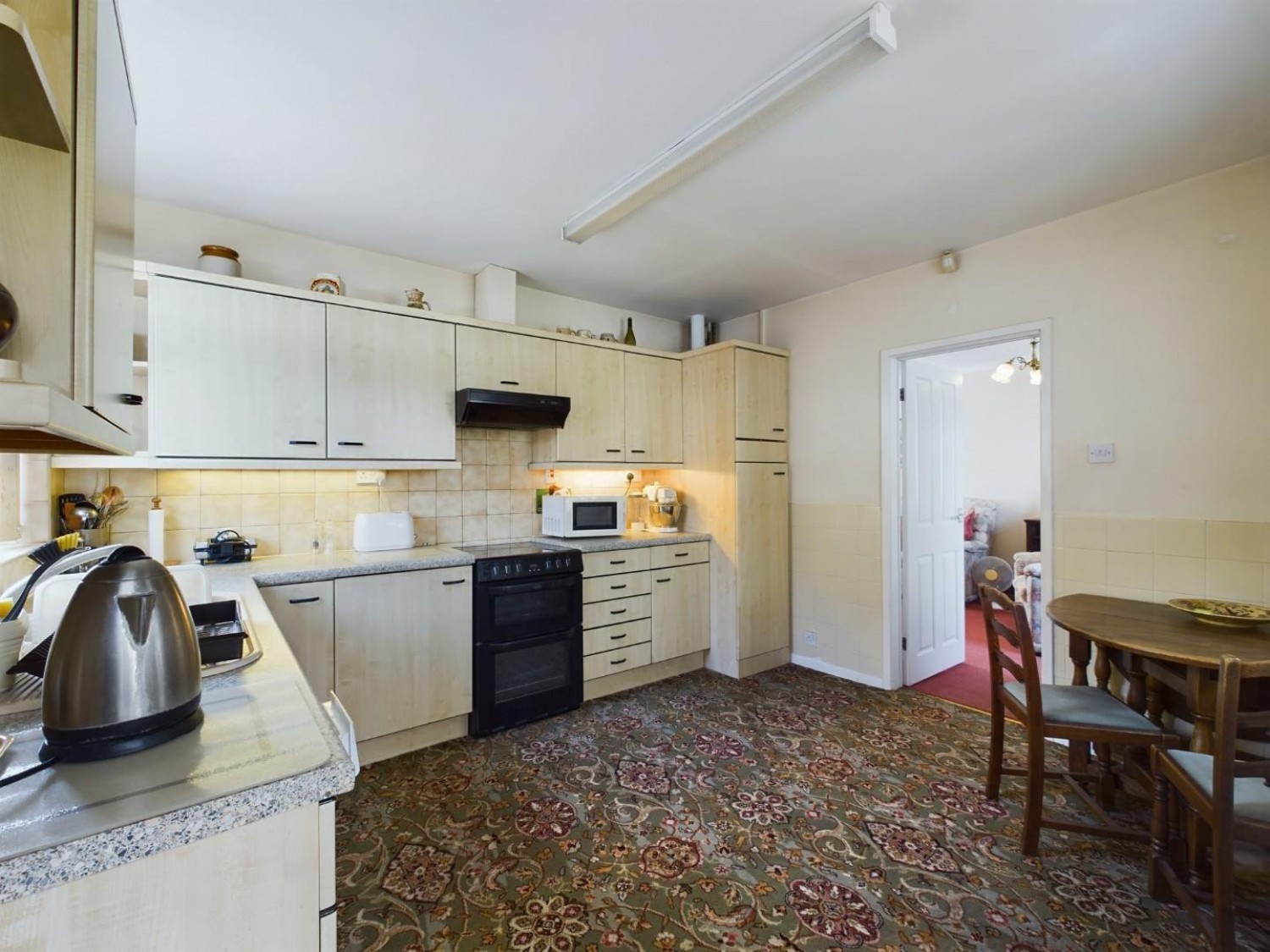 2 bedroom Bungalow for Sale Beverley Grove, North Hykeham, Lincoln