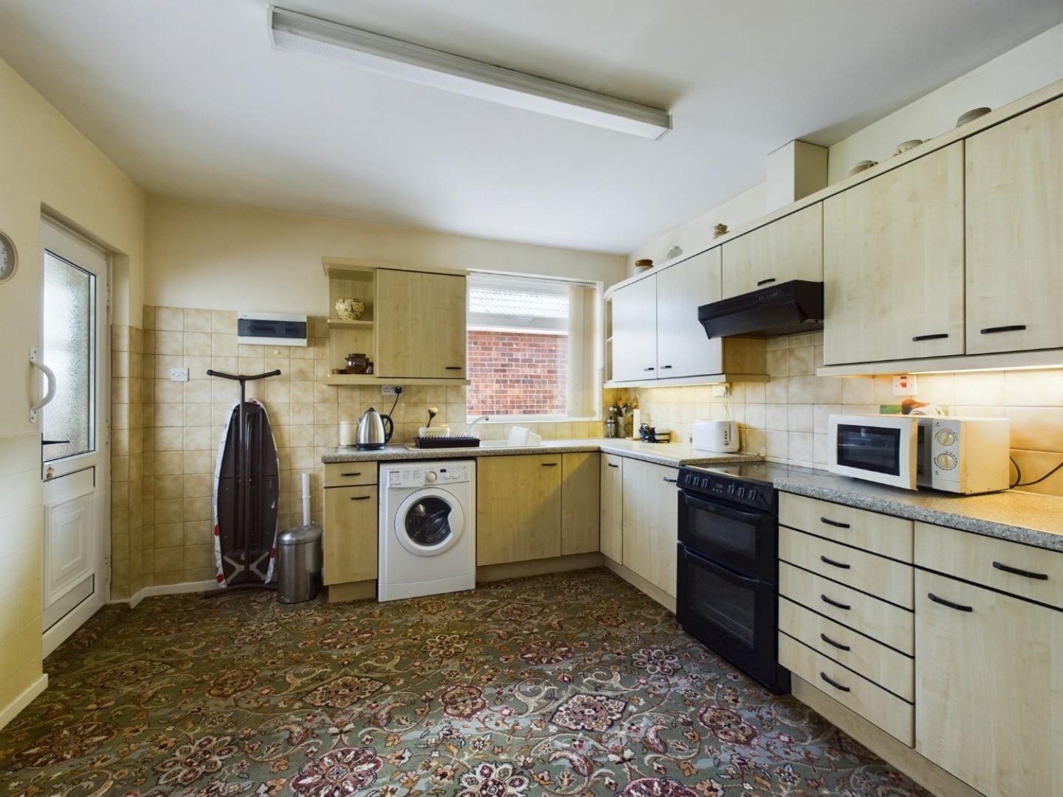 2 bedroom Bungalow for Sale Beverley Grove, North Hykeham, Lincoln