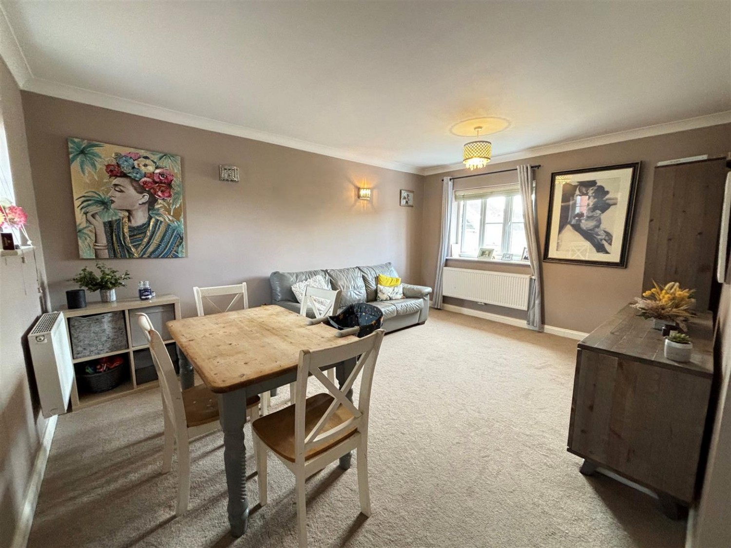Fox Court, Aldershot
