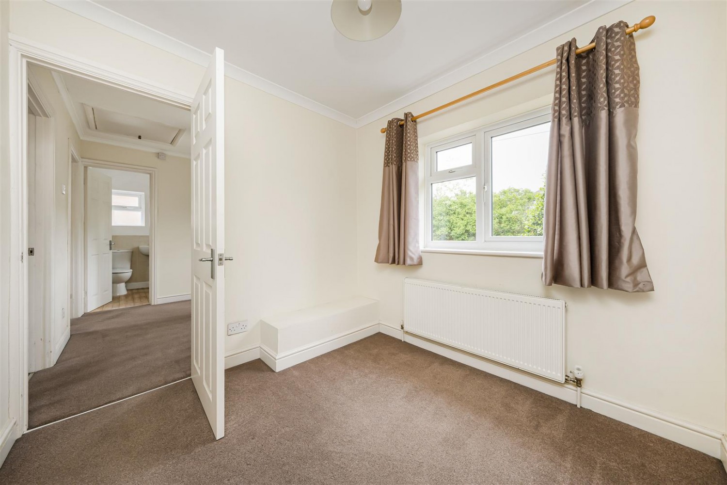 Sunnyview Close, Aldershot