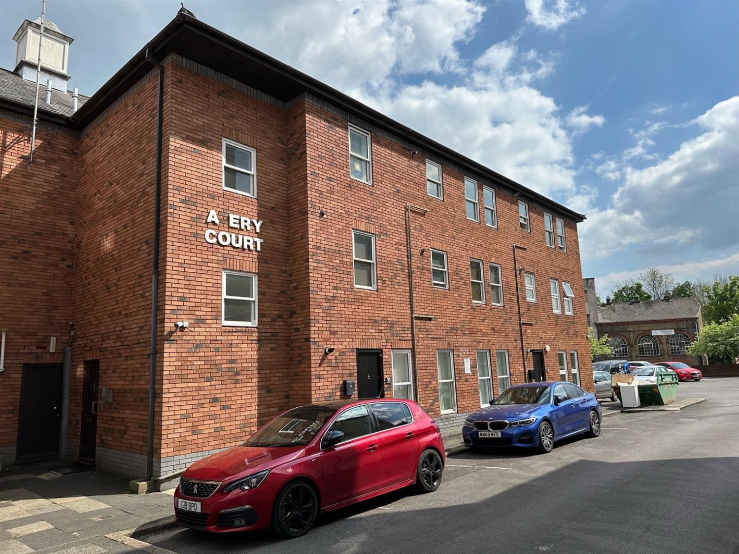 Avery Court, Alice Road