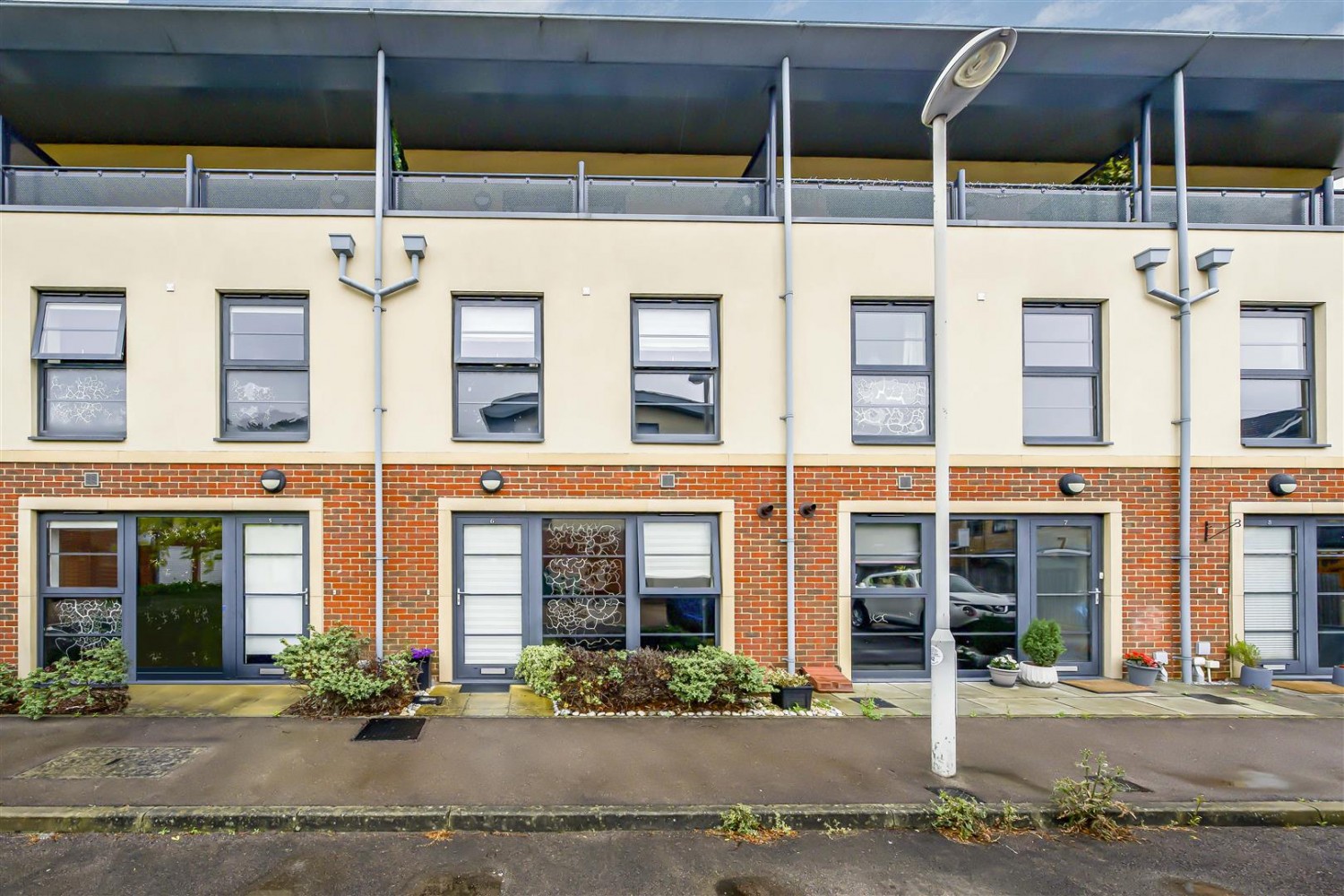 Jupiter Close, Farnborough