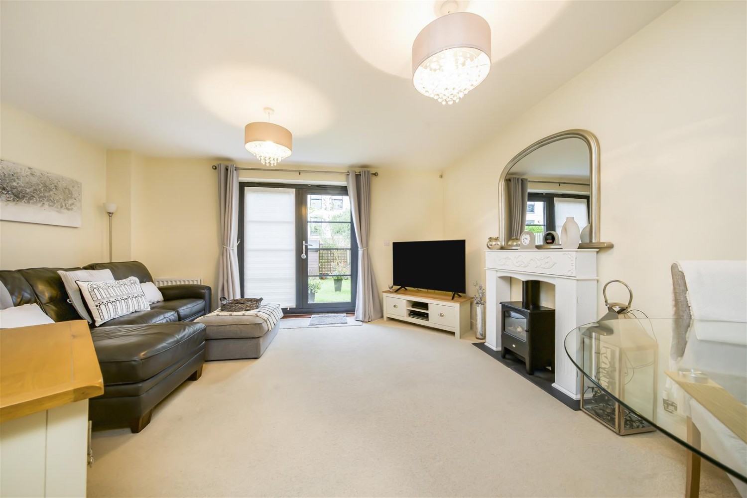 Jupiter Close, Farnborough