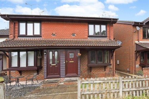 Oak Court, Farnborough