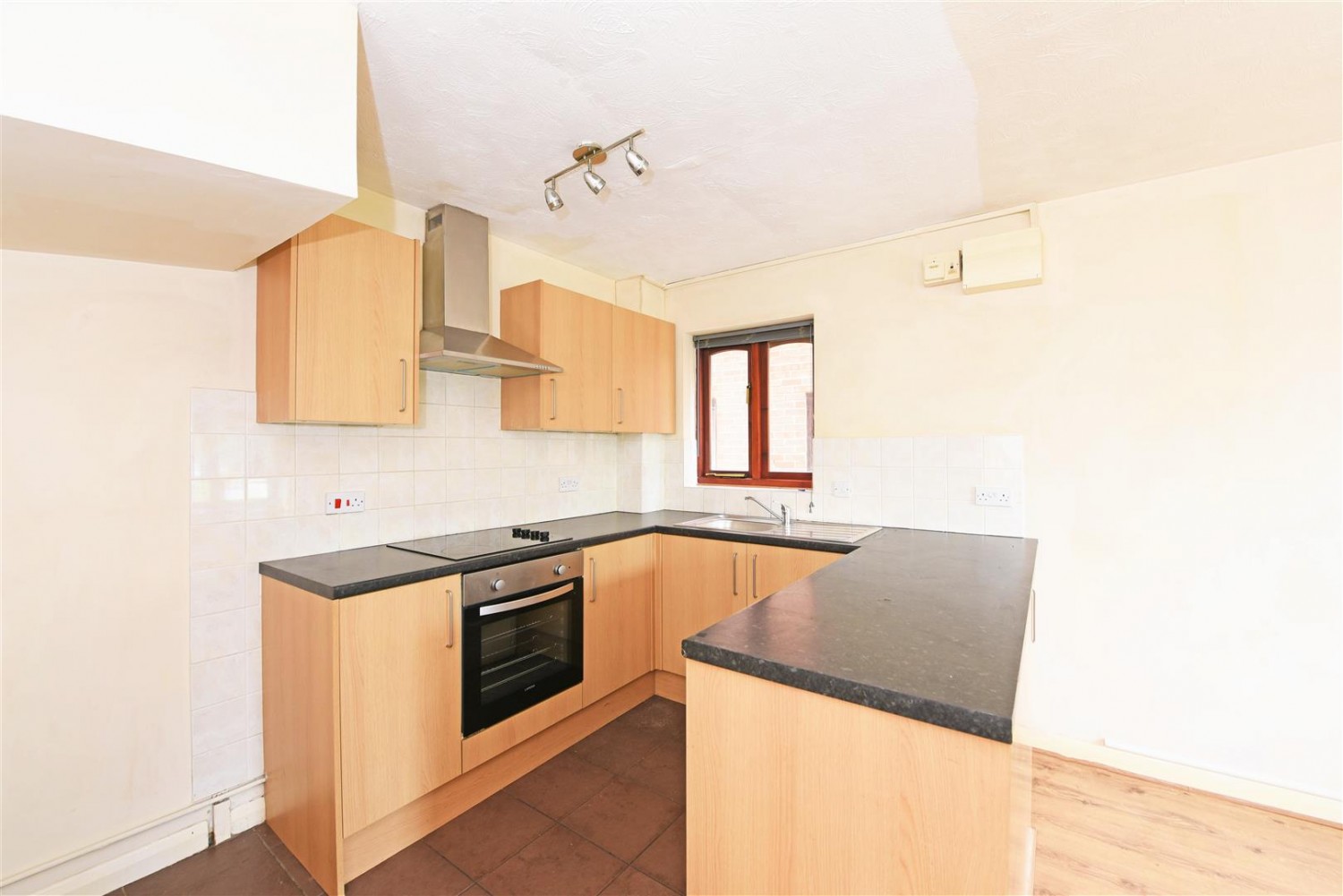 Oak Court, Farnborough
