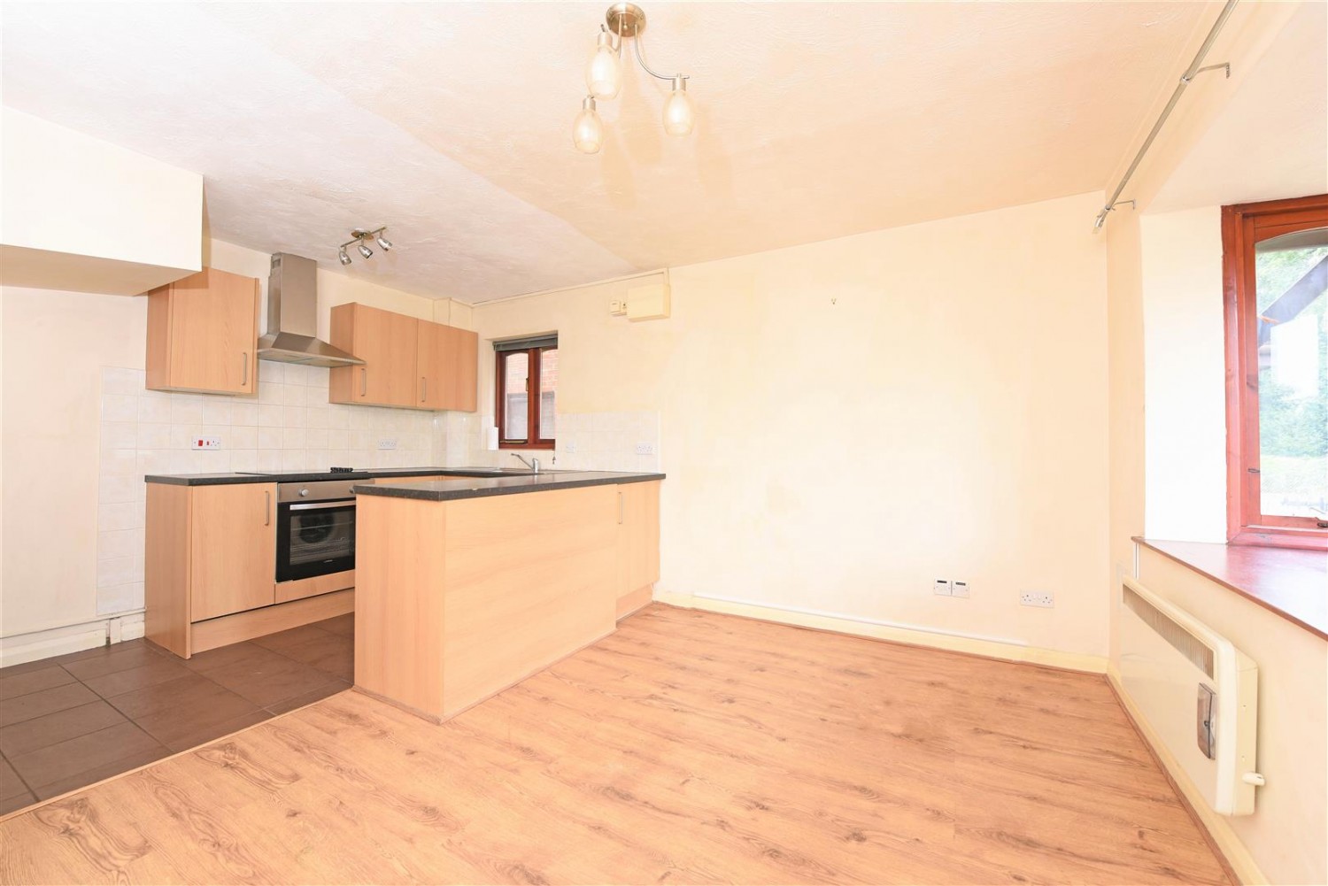 Oak Court, Farnborough