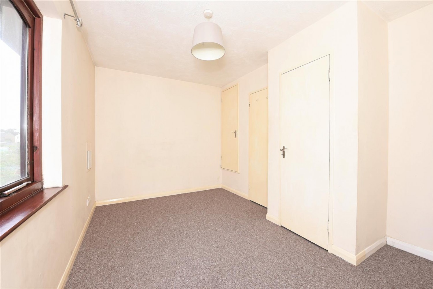 Oak Court, Farnborough
