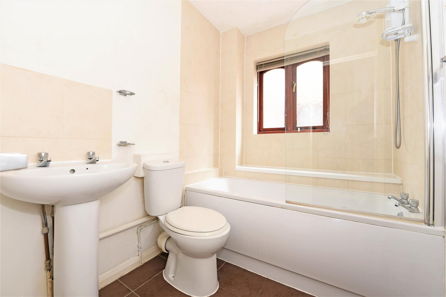 Oak Court, Farnborough