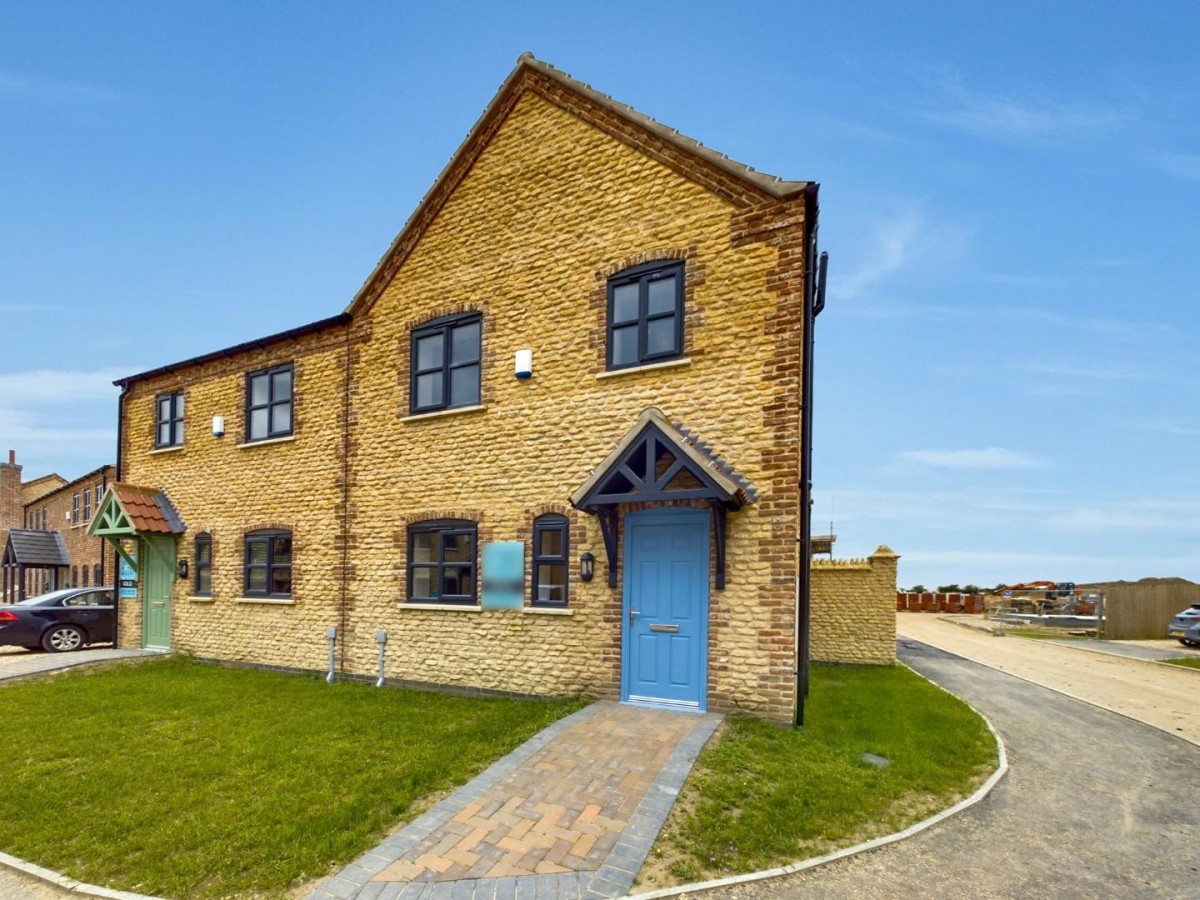 Cleveland Avenue, East Village, North Hykeham