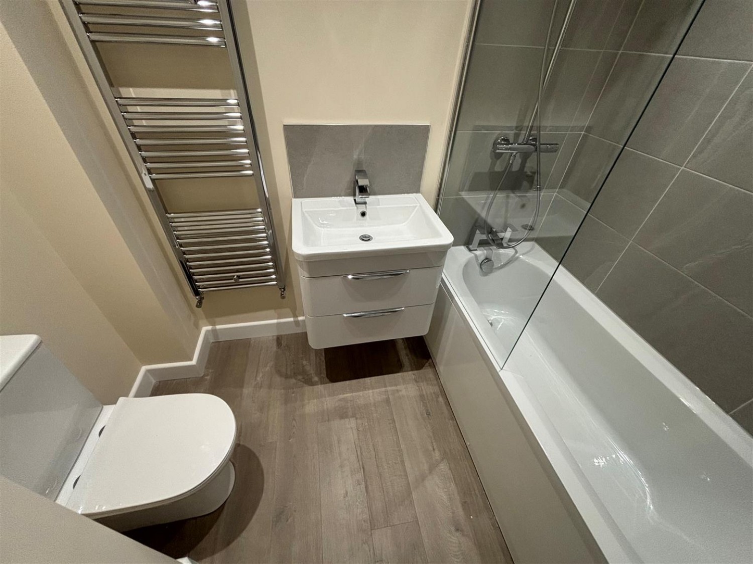 2 bedroom House for Letting Sycamore Drive, Ash Vale