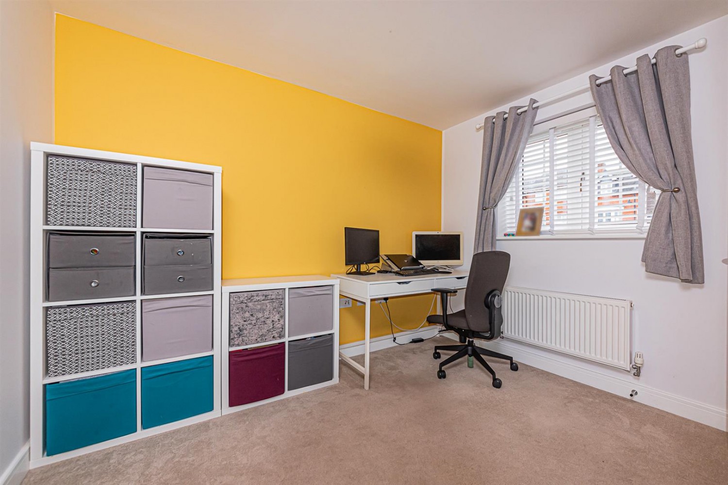 3 bedroom House for Sale Jubilee Drive, Church Crookham, Fleet