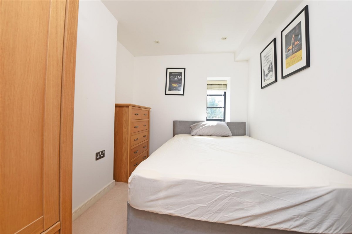 Cathedral Court, O'Gorman Avenue, Farnborough