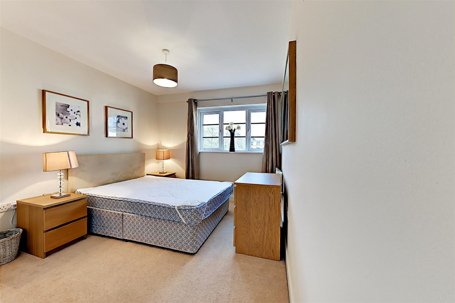 Vulcan House, Wallis Square, Farnborough