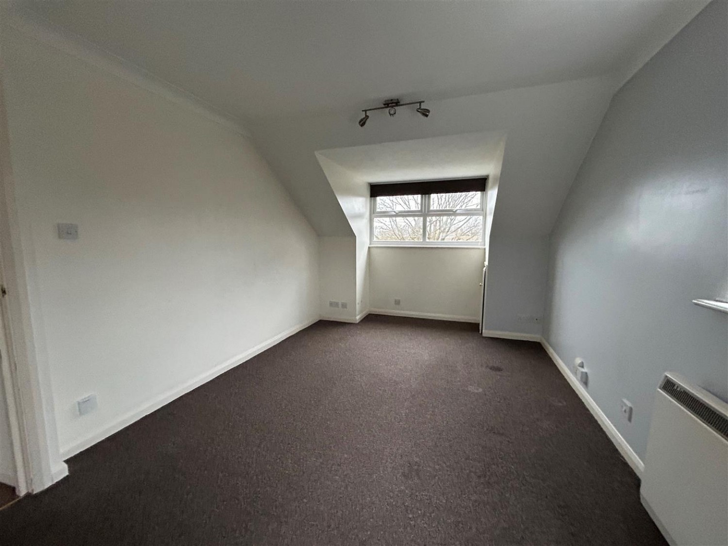 1 bedroom Flat for Letting Church Road West, Farnborough