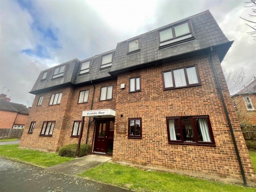 Alexandra Avenue, Camberley