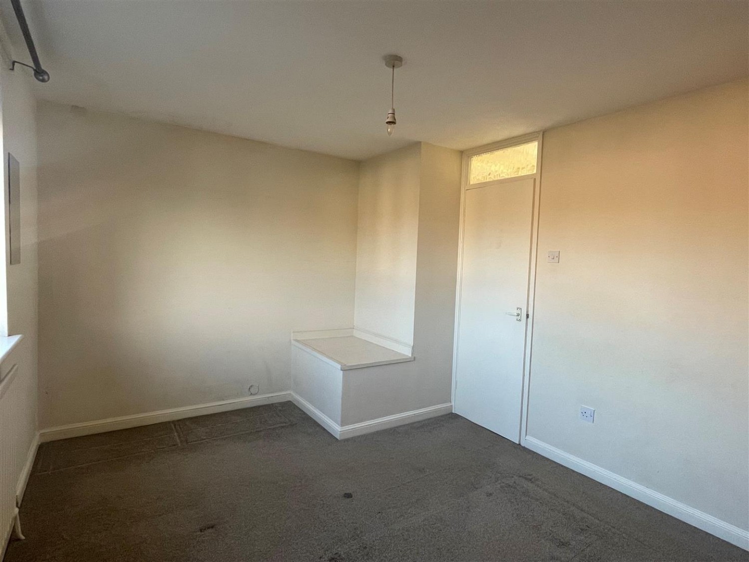 Griffon Close, Farnborough