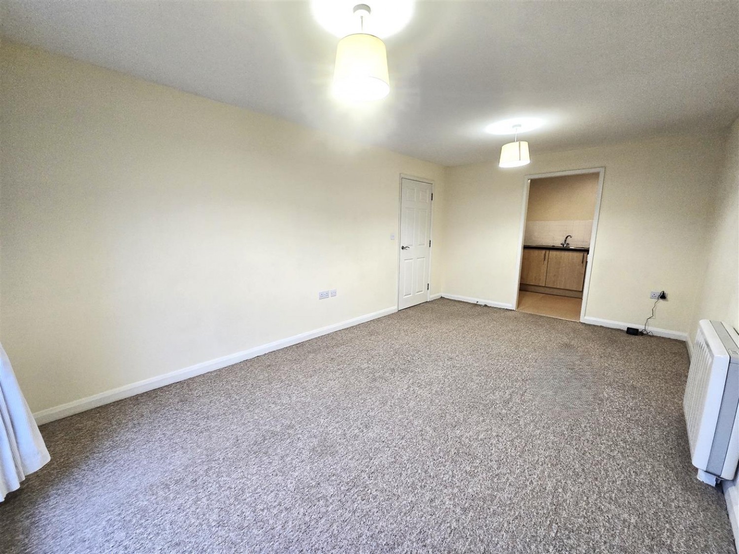 2 bedroom Flat for Letting Jubilee Hall Road, Farnborough