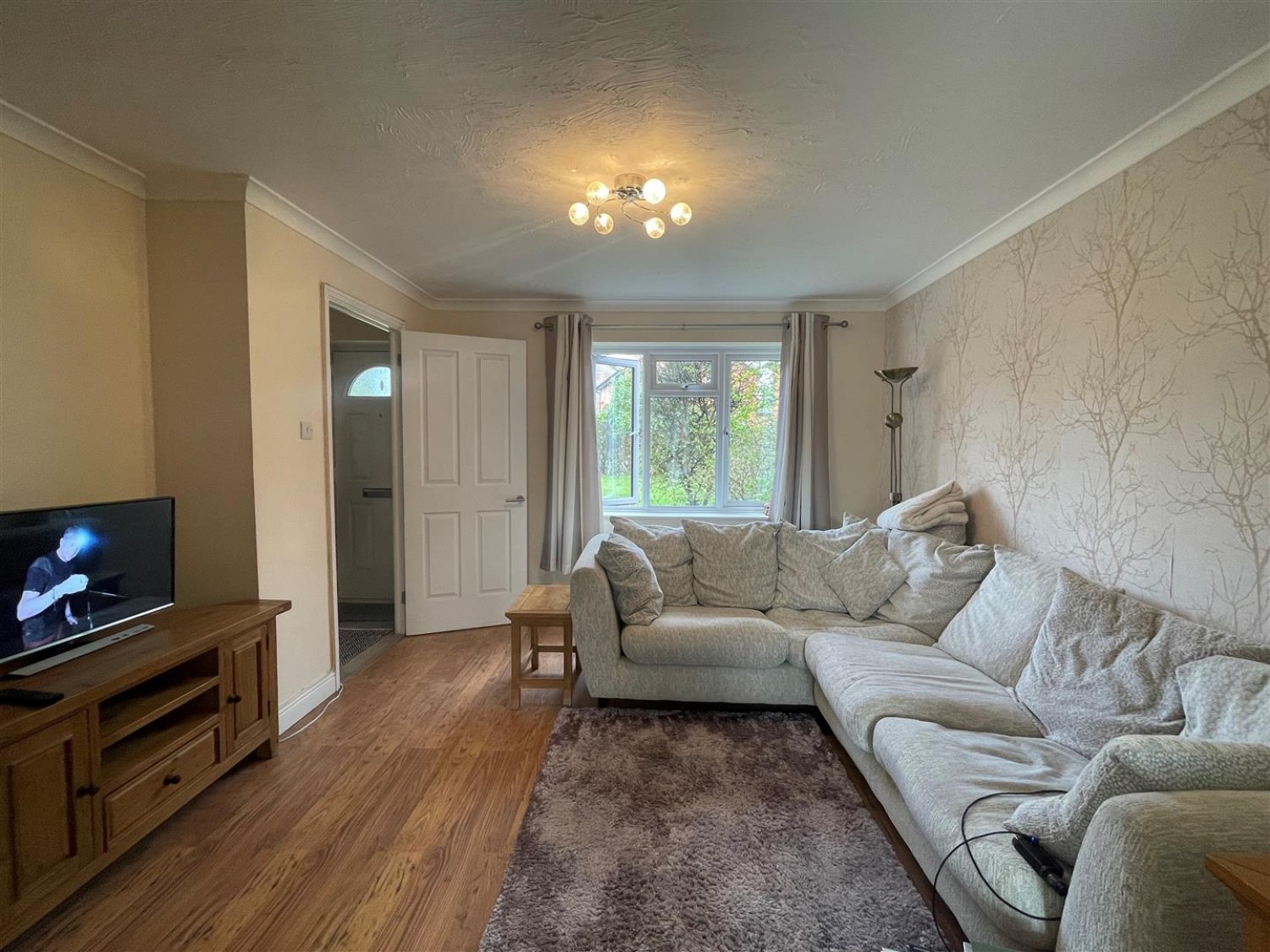 Yew Tree Close, Farnborough