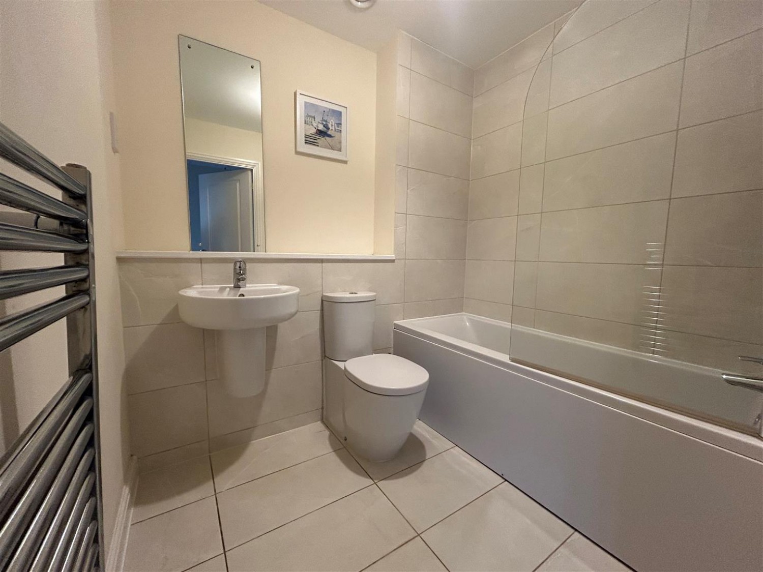Kestrel Road, Farnborough, Hants