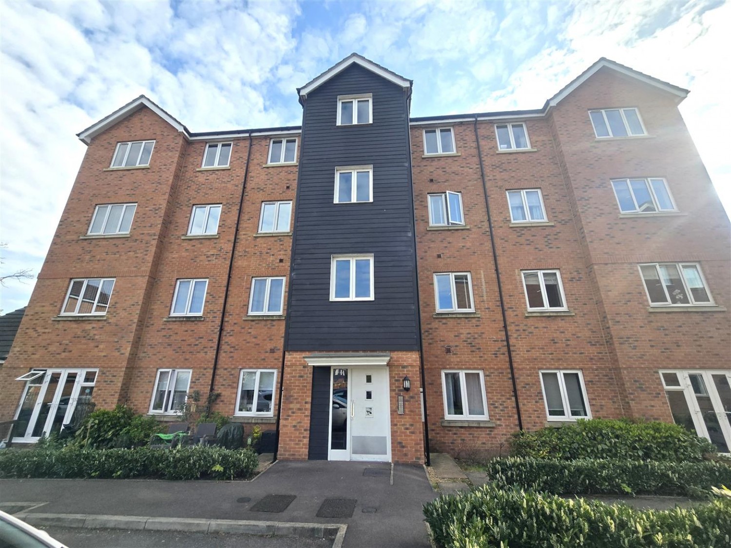 Centrifuge Way, Farnborough