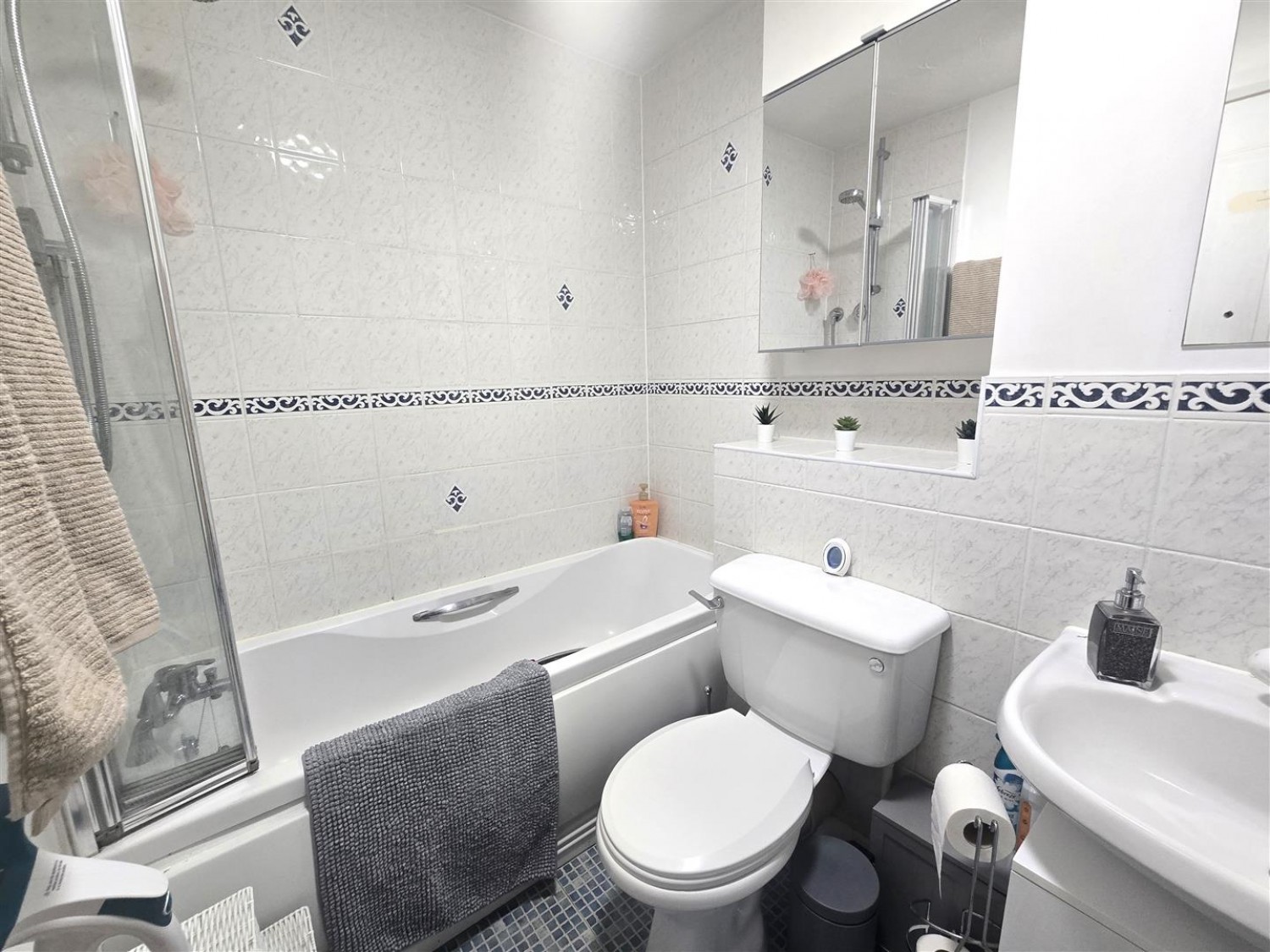 Rodmel Court, Farnborough
