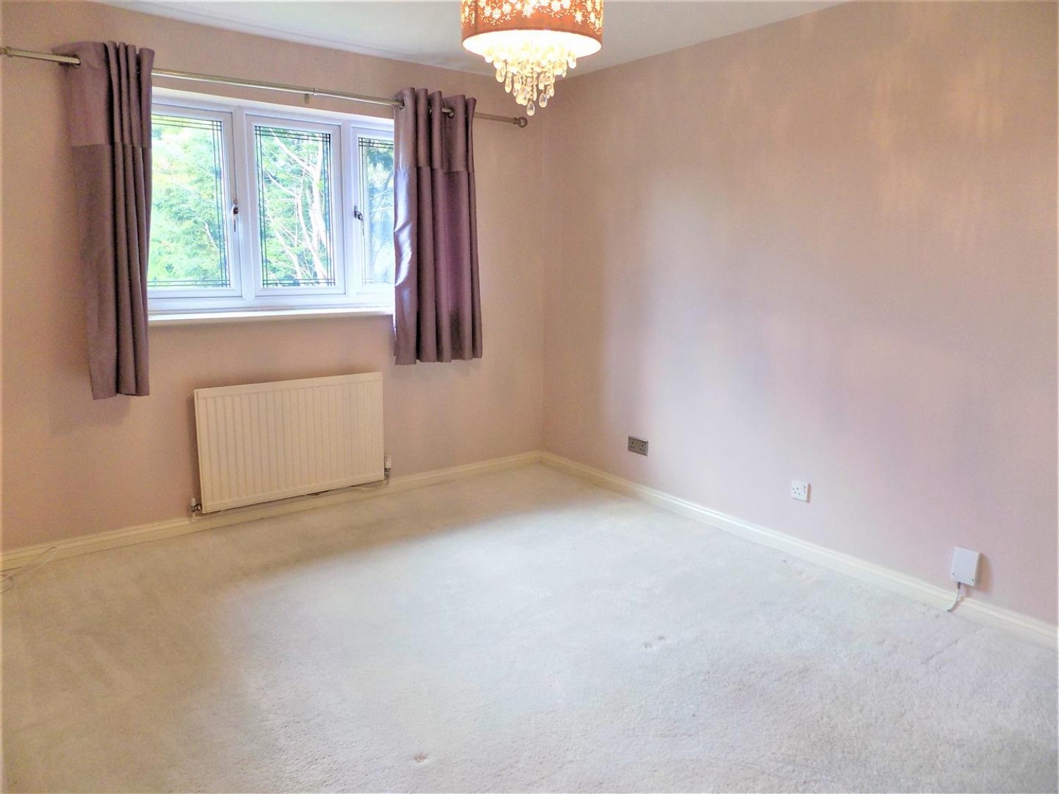 4 bedroom House for Letting Barberry Close, Fleet