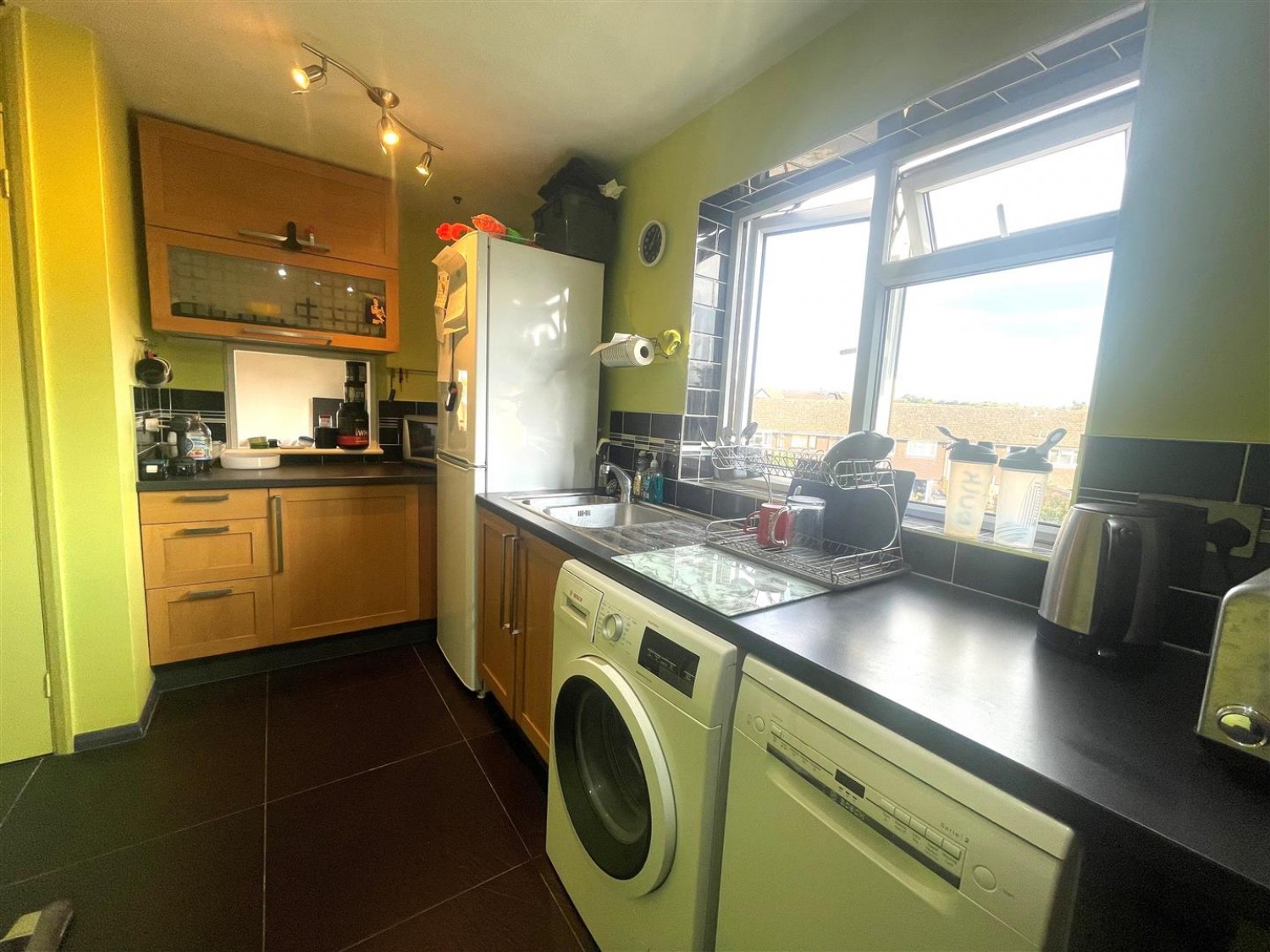 Ellison Way, Tongham, Farnham