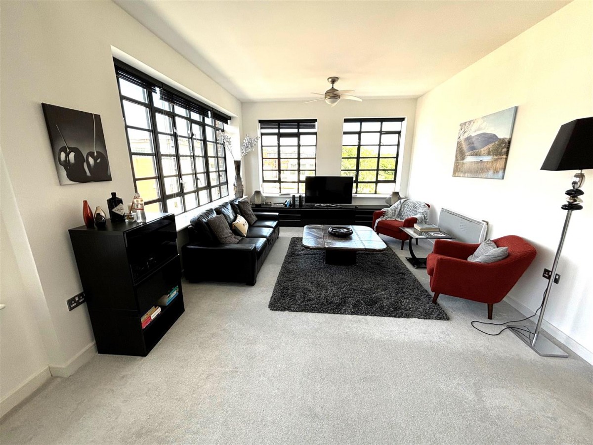 Cathedral Court, O'Gorman Avenue, Farnborough