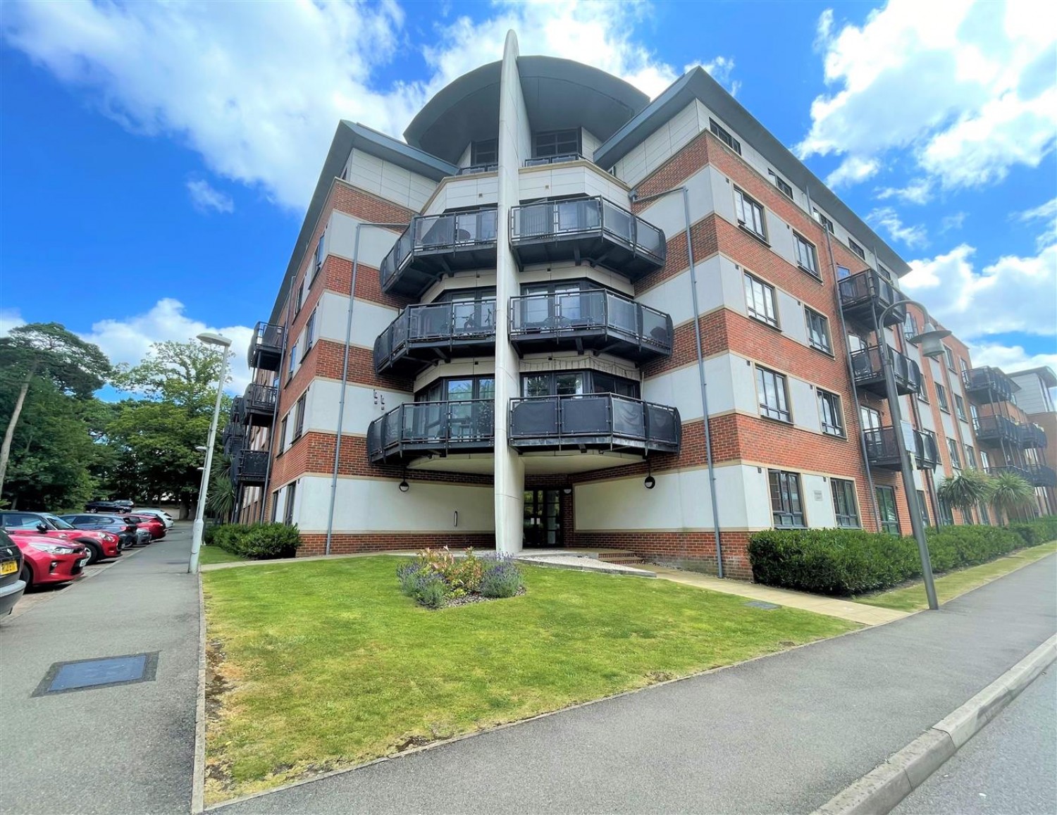 1 bedroom Flat for Letting Buccaneer Court, Kestrel Road, Farnborough