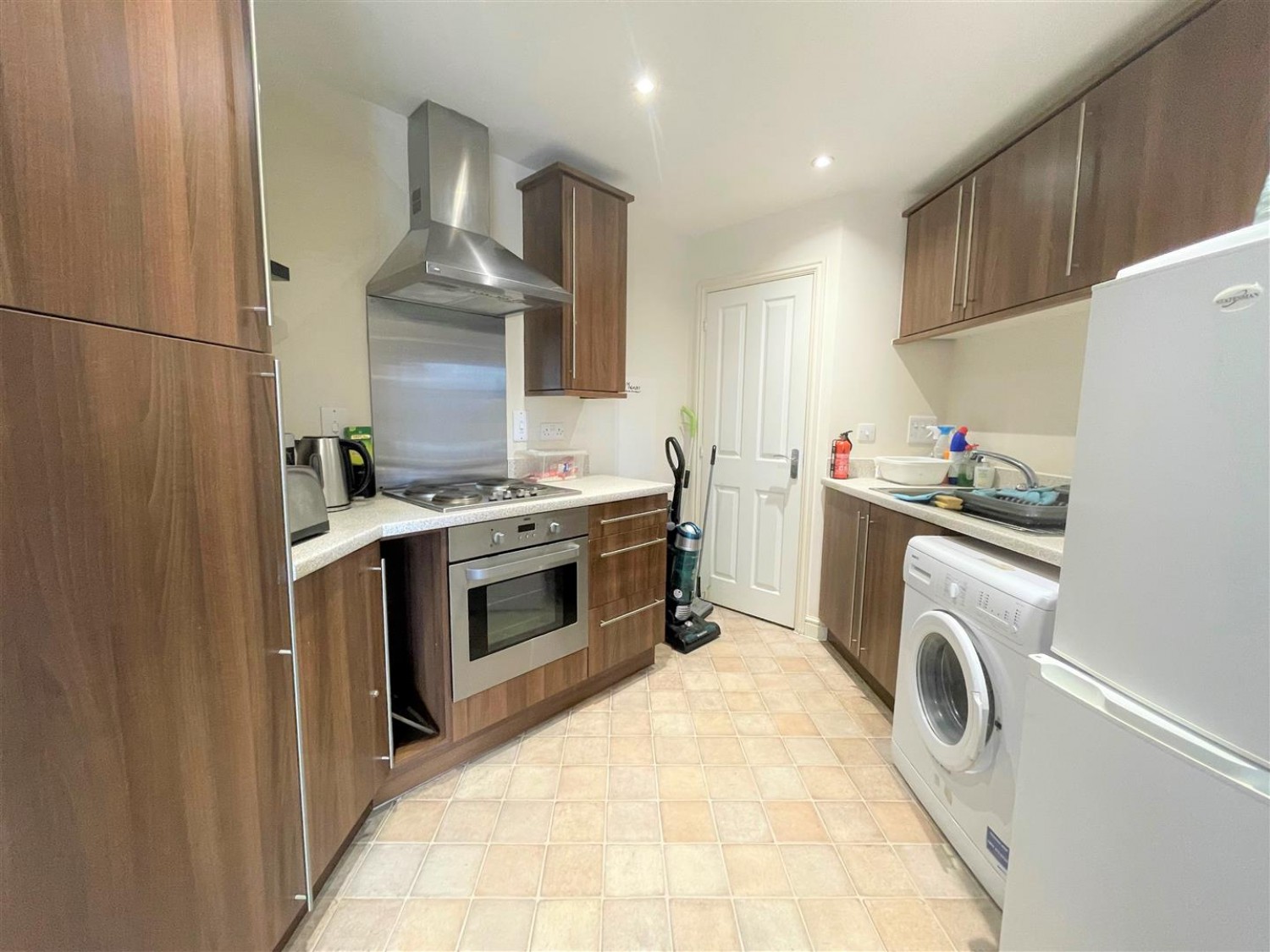1 bedroom Flat for Letting Buccaneer Court, Kestrel Road, Farnborough