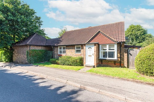 Weylea Avenue, Burpham, Guildford
