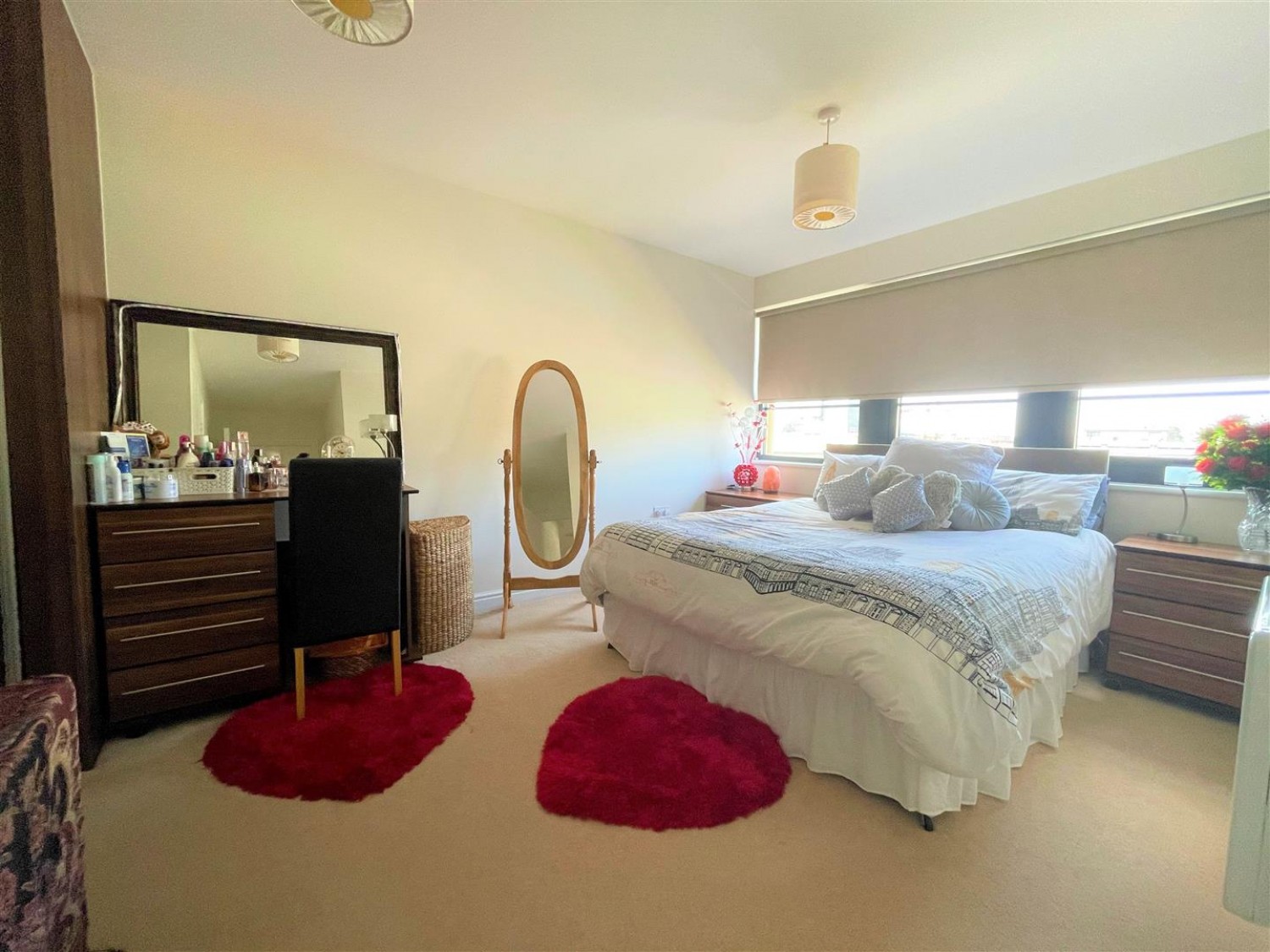 2 bedroom Flat for Letting Wessex Court, Kestrel Road, Farnborough