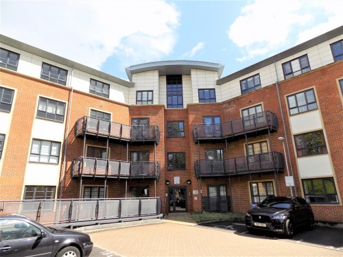 Lynx Court, Wallis Square, Farnborough