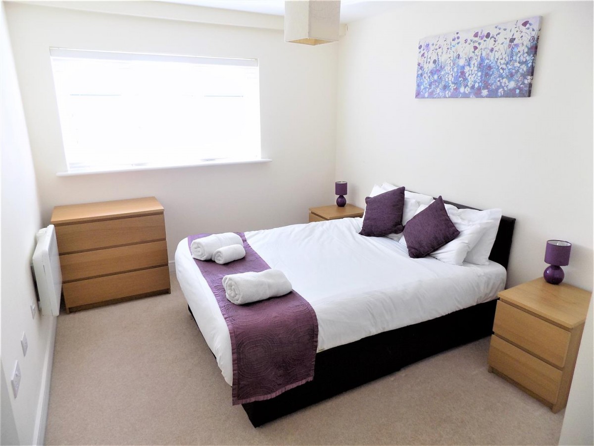 Lynx Court, Wallis Square, Farnborough