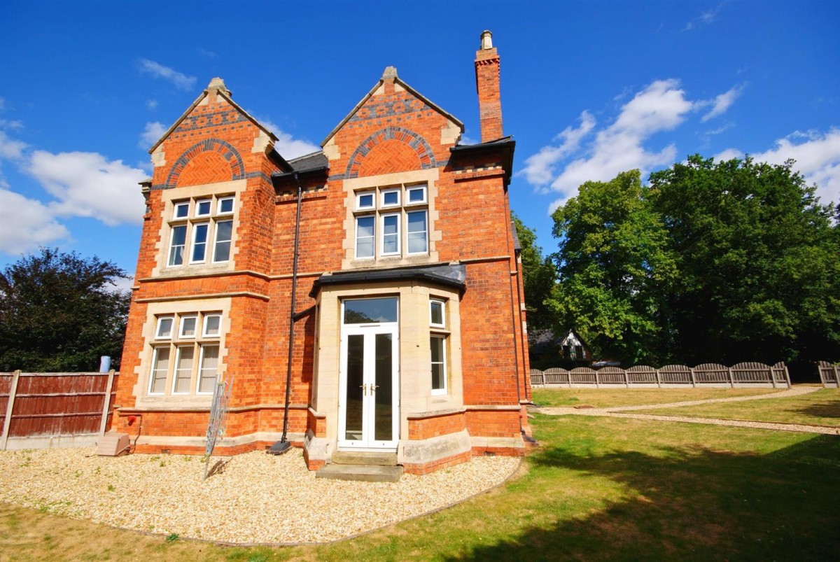 Old Vicarage Gardens, Skellingthorpe