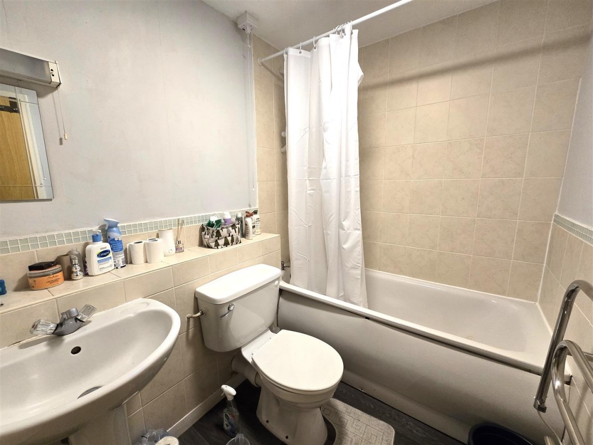 Stratfield House, Birchett Road