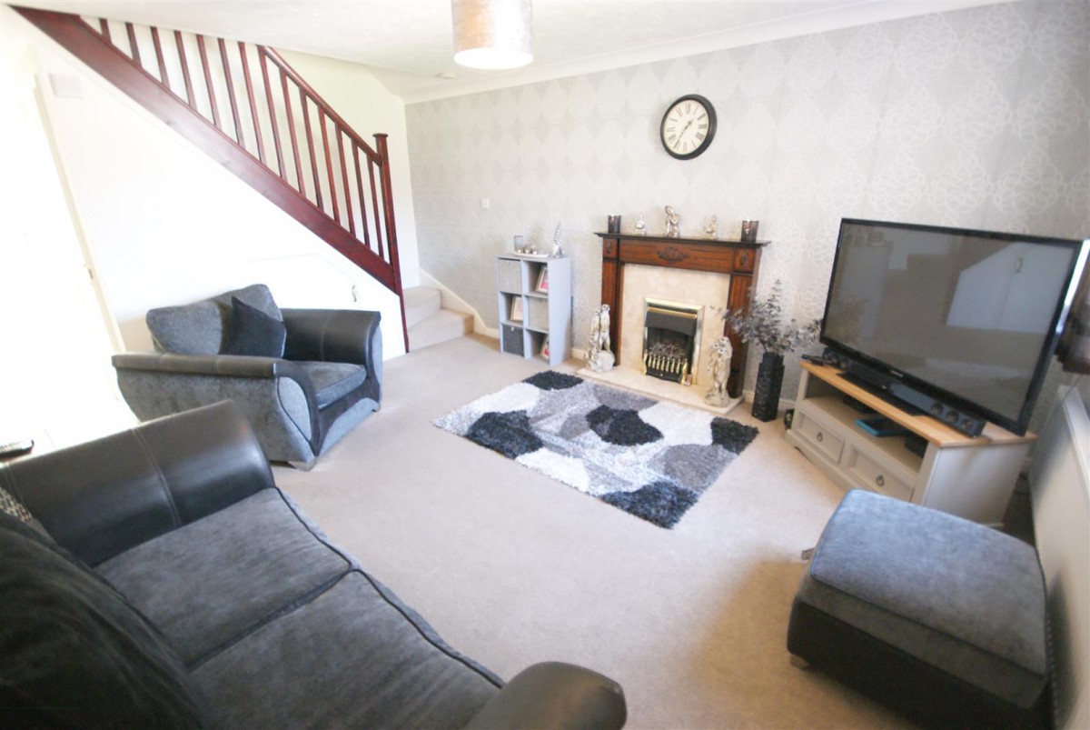 Adelaide Close, Waddington